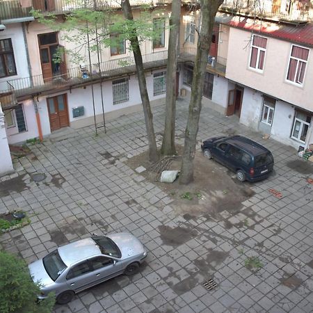 Central Mansard Studios Lviv Buitenkant foto